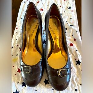 Dress shoes like new